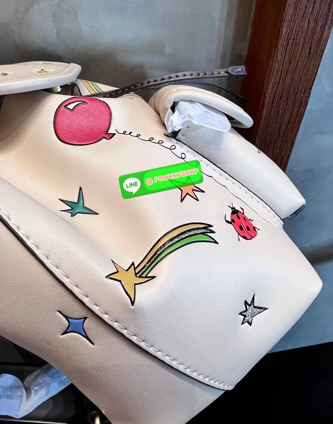 🌟NEW ARRIVAL LIMITED EDITION COACH X OBSERVED BY US RIYA BACKPACK IN COLORBLOCK((CK400)) 🛒พร้อมส่งที่ไทยก่อนใคร อาจจะไม่มีในช๊อปไทย มีแค่ ตปท.เท่านั้นค่าา! #ได้มาจำนวนจำกัด 📎กระเป๋าวสะพายหลังแบบมีหูหิ้ว หนังแท้อย่างดี หนังนิ่มละมุน