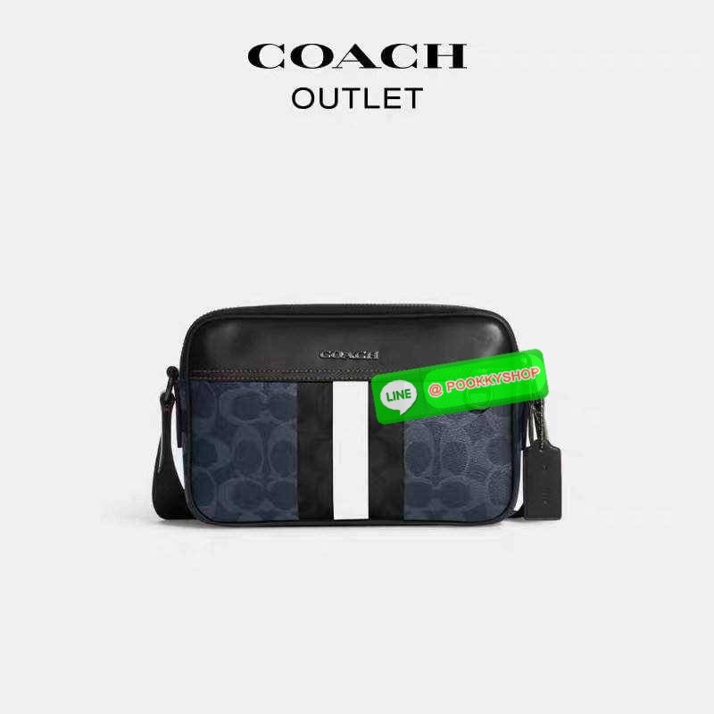 กระเป๋าสะพายข้างผู้ชาย COACH Graham Crossbody In Blocked Signature C9965 กระเป๋าผ้าเคลือบซิกเนเจอร์และหนังอย่างดี ภายในกระเป๋าเอนกประสงค์ ปิดซิปคู่ ซับในผ้า กระเป๋าสลิปด้านนอก สายปรับได้ยาว 25 นิ้ว สำหรับสะพายไหล่หรือสะพายข้าง