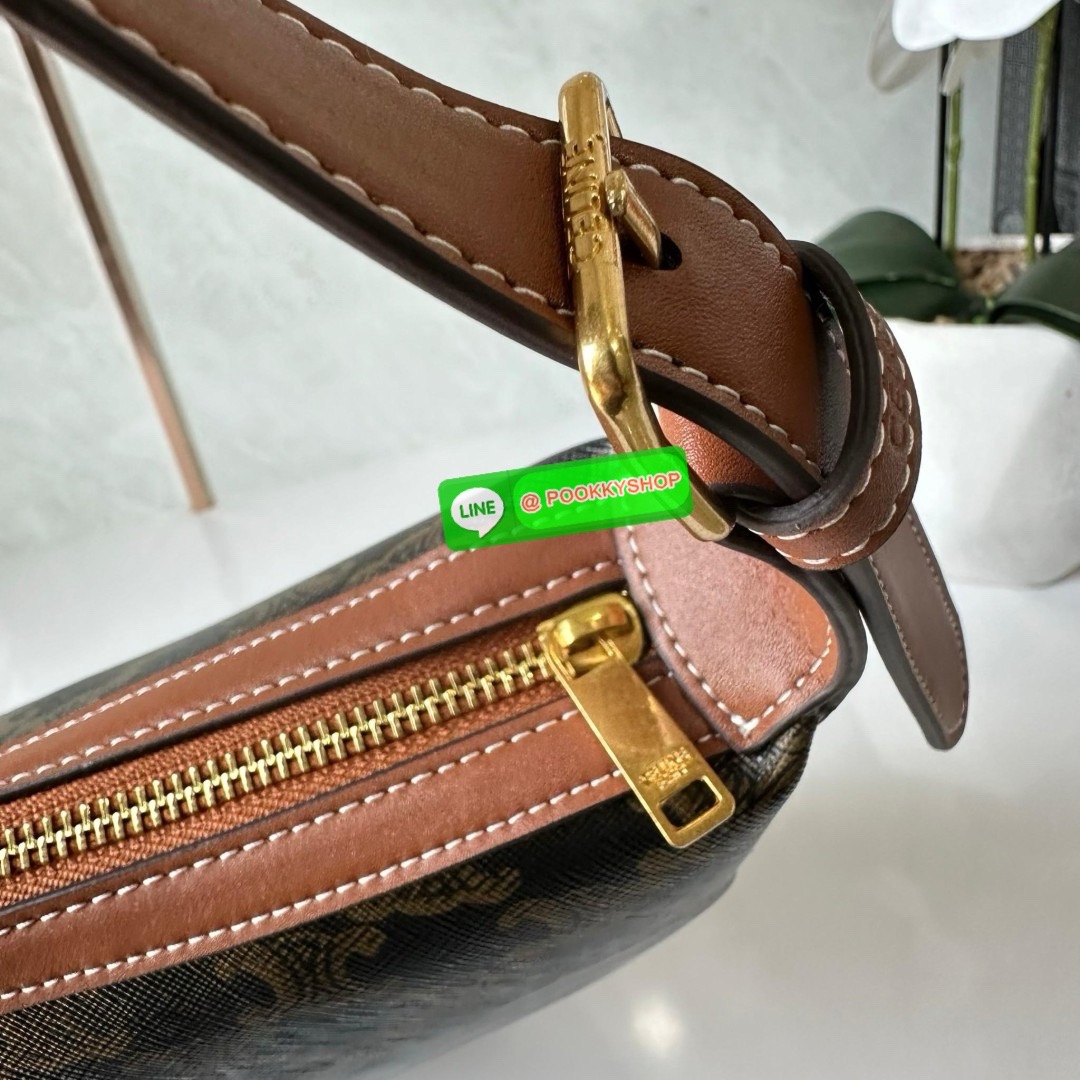 CELINE HELOISE CUIR TRIOMPHE BAG IN TRIOMPHE CANVAS AND CALFSKIN TAN 🔖กระเป๋าสะพายทรง HOBO รุ่นฮอตตลอดไม่มีเอ้าท์ ใบใหญ่จะสัมภาระได้เยอะ