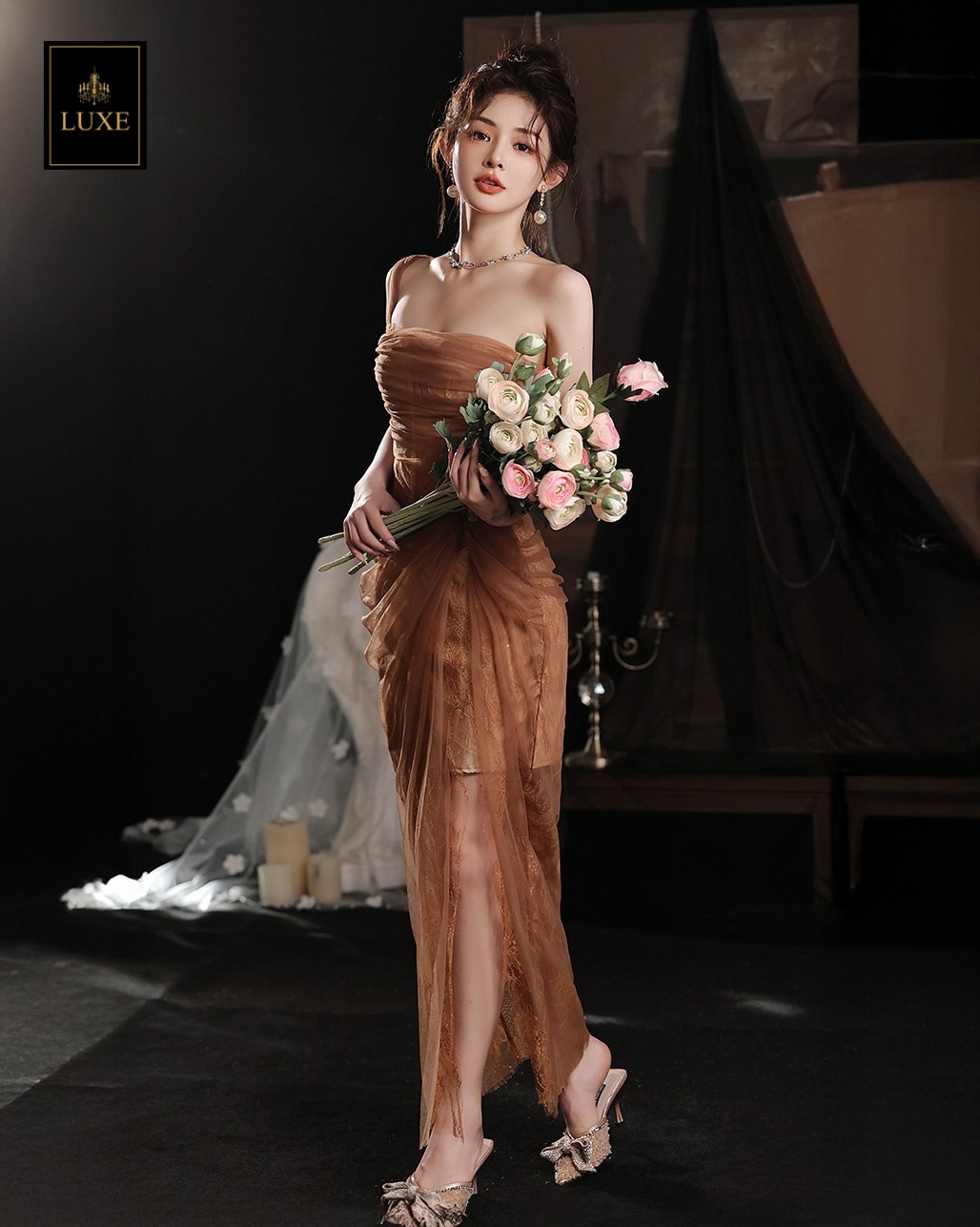 เดรสแฟชั่น เดรสเสื้อเกาะอก มีโครงแบบคอร์เซ็ต