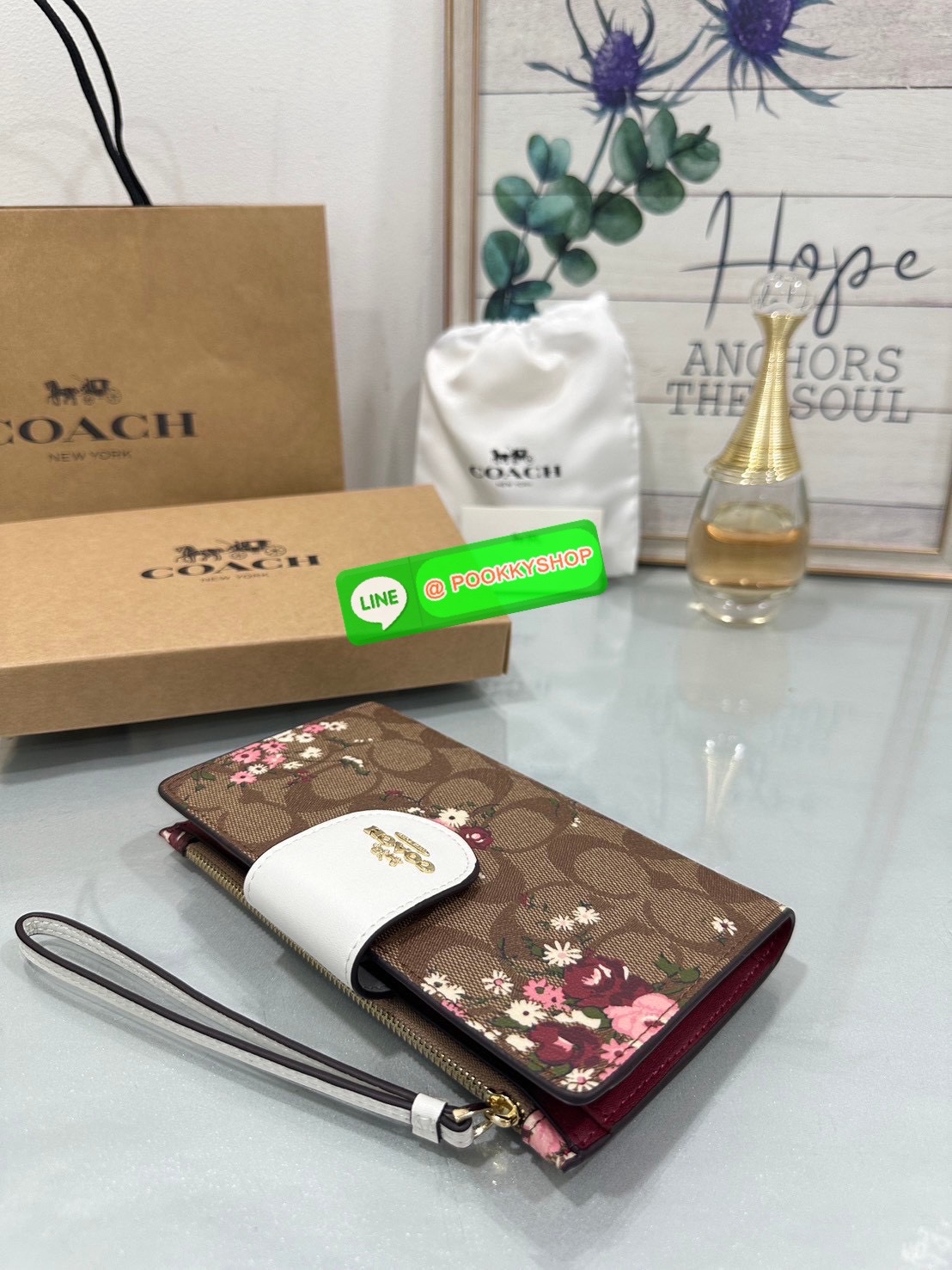 🍀Coach C2874 Tech Phone Wallet In Colorblock Signature 🍀 COLOR: signature canvas