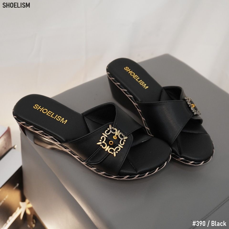 พร้อมส่งจ้า คอลใหม่สวยอีกแล้ว!! รองเท้าส้นเตารีด แต่งอะไหล่เพิ่มความเรียบหรู คัทติ๊งเนี๊ยบ พื้นบุฟองน้ำสุดนุ่ม ใส่เดินสบาย การันตีเลยค่า