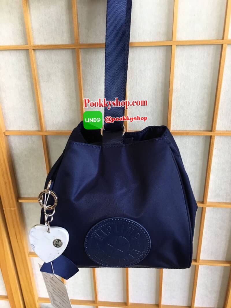 NEW ARRIVAL! Kipling 2Way Mini Bucket Bag กระเป๋าถือหรือสะพาย 2Way ขนาดมินิรุ่นใหม่ทรงขนมจีบวัสดุ Nylon & Polyester 100% น้ำหนักเบา พวงกุญแจรูปหัวใจปั้มแบรนด์คอลเลคชั่นพิเศษถอดแยกใช้ได้ เปิดปิดสไตล์ Drawstring มีกระดุมคาดกลาง ภายในมีโลโก้ ช่องซิป ช่องใส่ข