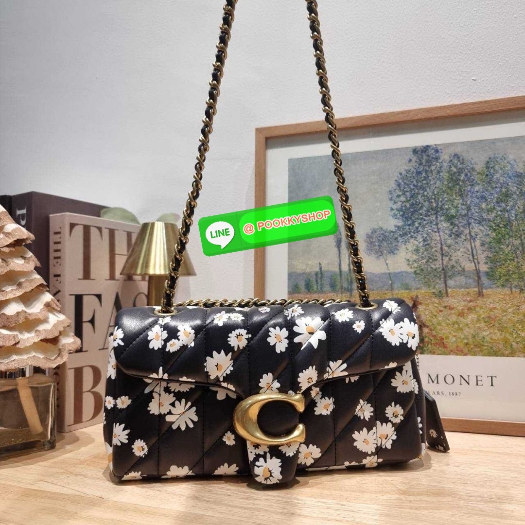 COACH CR705 TABBY SHOULDER BAG 26 WITH QUILTING AND FLORAL PRINT 🔆 Details ไอเท็มใหม่ สวยเกินเรื่องไปมาก! ดีไซน์ลวดลายดอกไม้สดใสตัดกับโทนสีคลาสสิคได้อย่างลงตัว