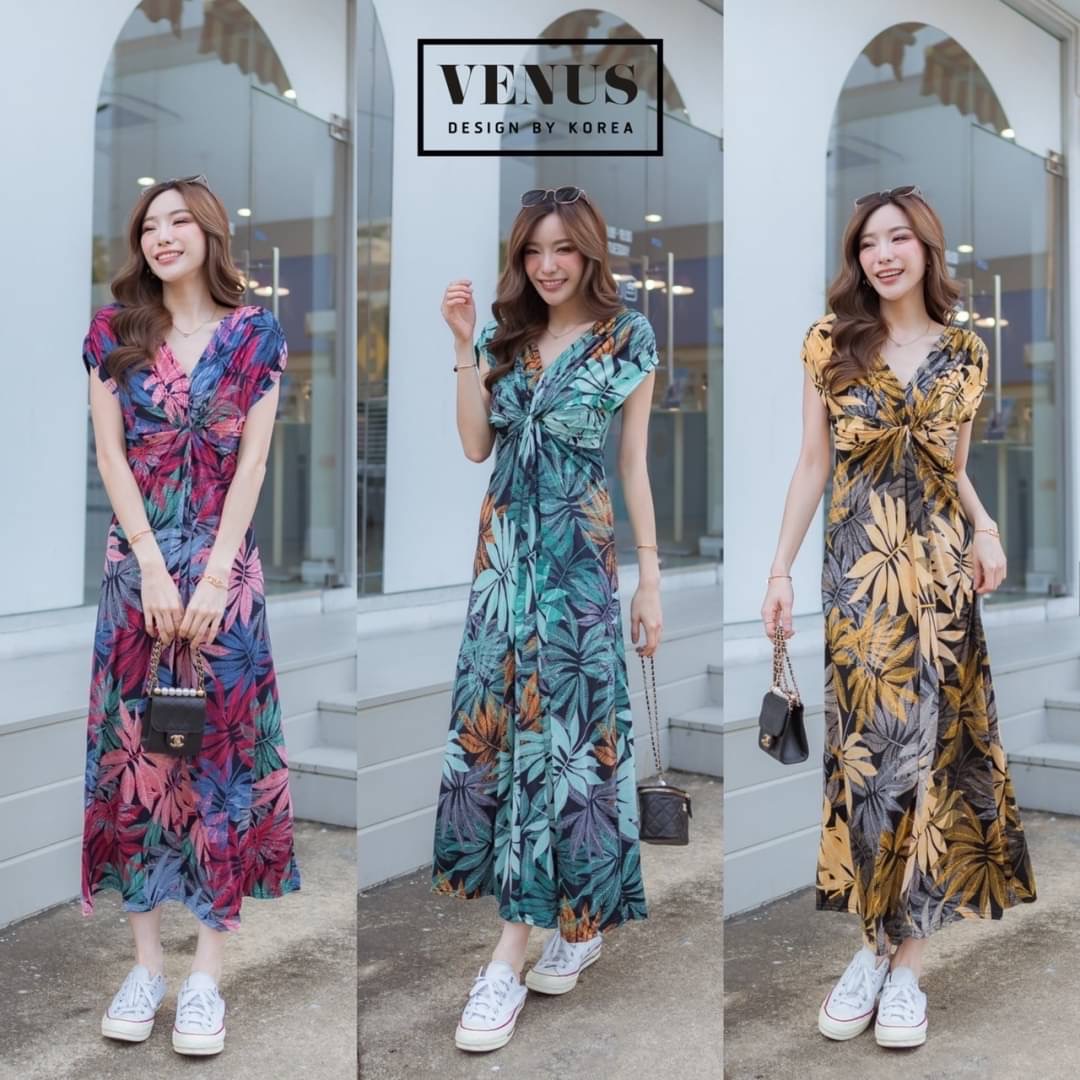 I'm Lady By Venus แม๊กซี่เดรสม้วนหน้า พิมพ์ลายใบไม้ เนื้อผ้ายืดหยุ่นนะคะ ใส่สบายคะ แม๊ทกับรองเท้าผ้าใบก็เก๋คะ