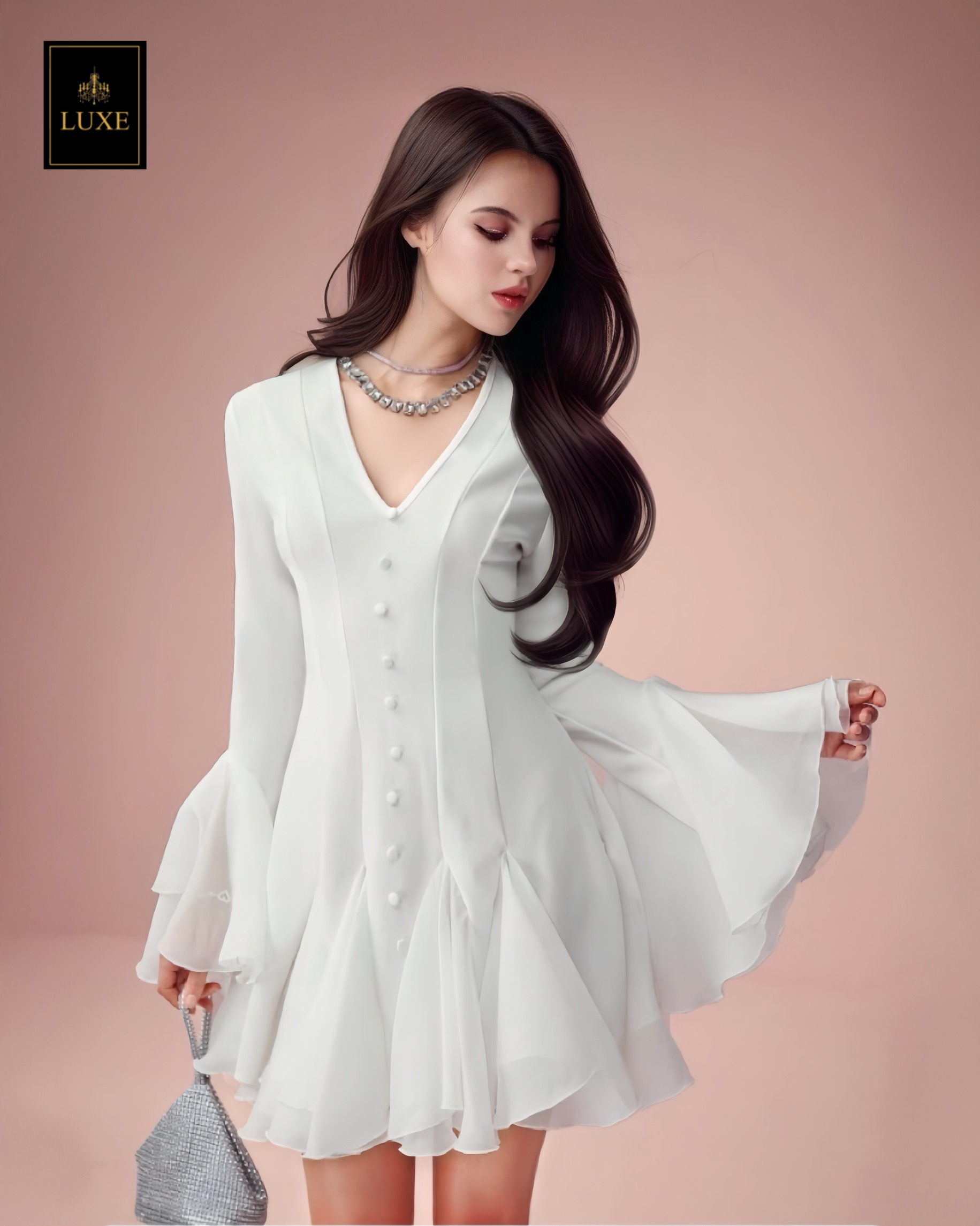 เดรสแฟชั่น ดีเทลปลายแขน และชายกระโปรงต่อผ้า แต่งระบายรอบ ด้านหน้าติดกระดุมปั๊ม