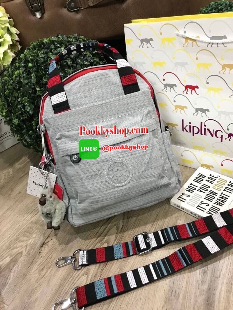NEW ARRIVAL! KIPLING 2WAYS MINI BACKPACK กระเป๋าสะพาย 2Ways วัสดุ Nylon & Polyester 100% มีหูหิ้วปั้มแบรนด์เเละสายสะพายยาวหลากสีเลื่อนปรับได้ถอดได้ สามารถถือหรือสะพายได้หลายแบบไม่จำเจ จะสะพายไหล่ สะพายเฉียง Crossbody หรือจะคล้องสายเป็นเป้สะพายหลัง Backpac