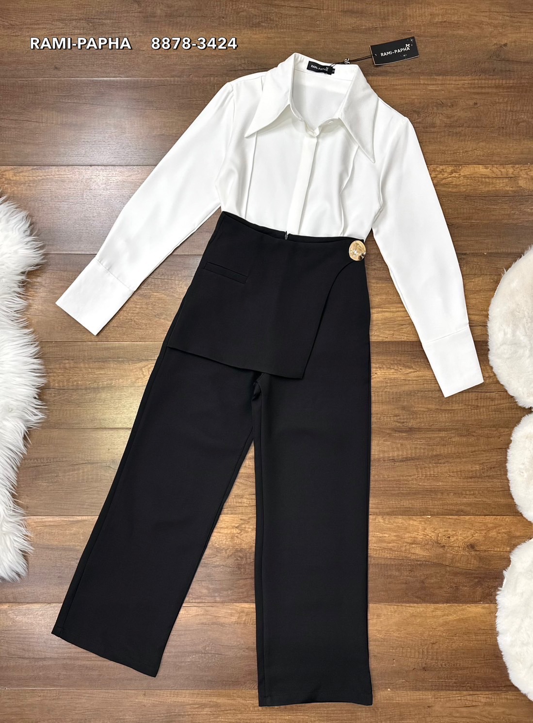 ชุดเซทแฟชั่น เสื้อเชิ้ตคอปกดีไซน์เก๋ ด้านหน้ากุ๊นเป็นเส้นตรง กระดุมซ่อนด้านหน้าใช้งานได้จริง