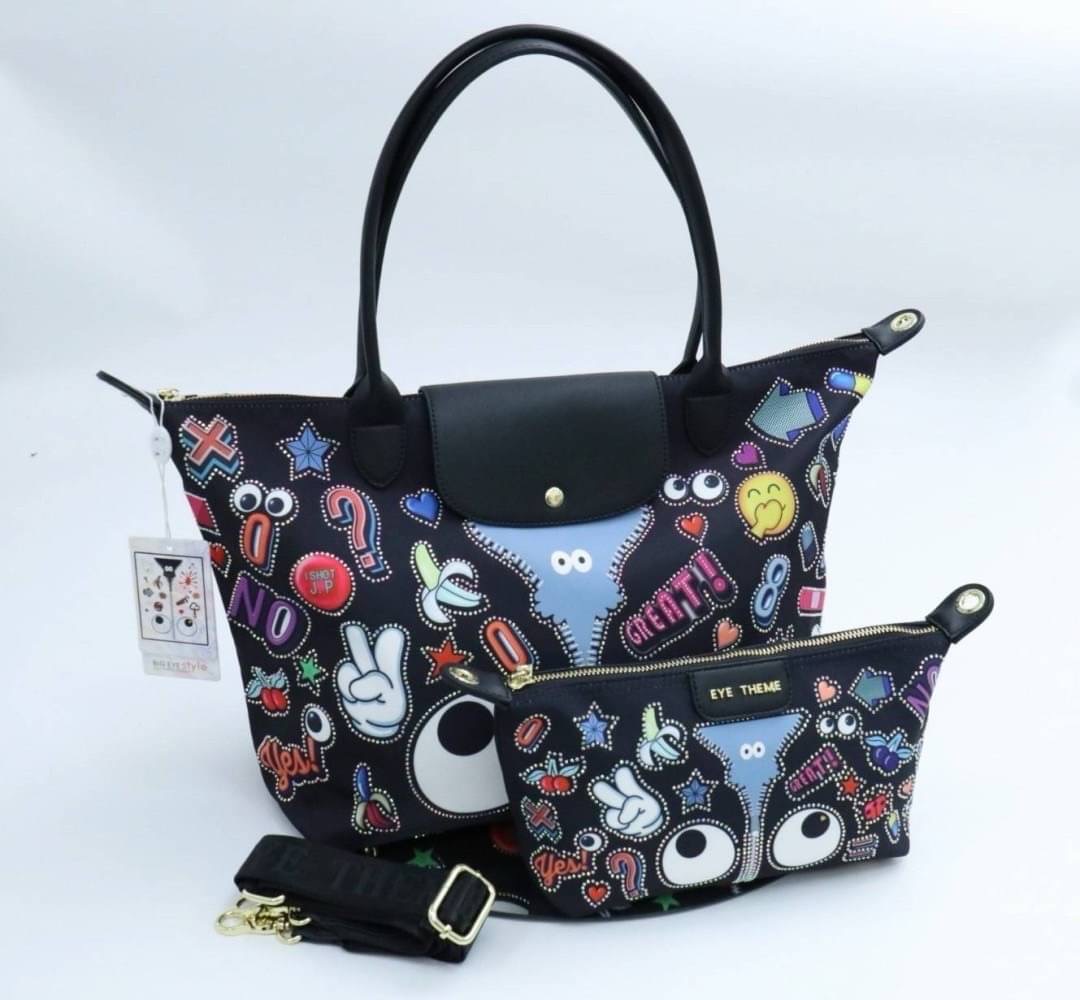 EYE THE ME (sideways glance) เห็นแบรนด์ก้อต้องวางใจในแบบของเค้า น่ารักไม่เคยหยุด คุณภาพจัดเต็ม เย็บเนียบสวยไม่มีที่ติ