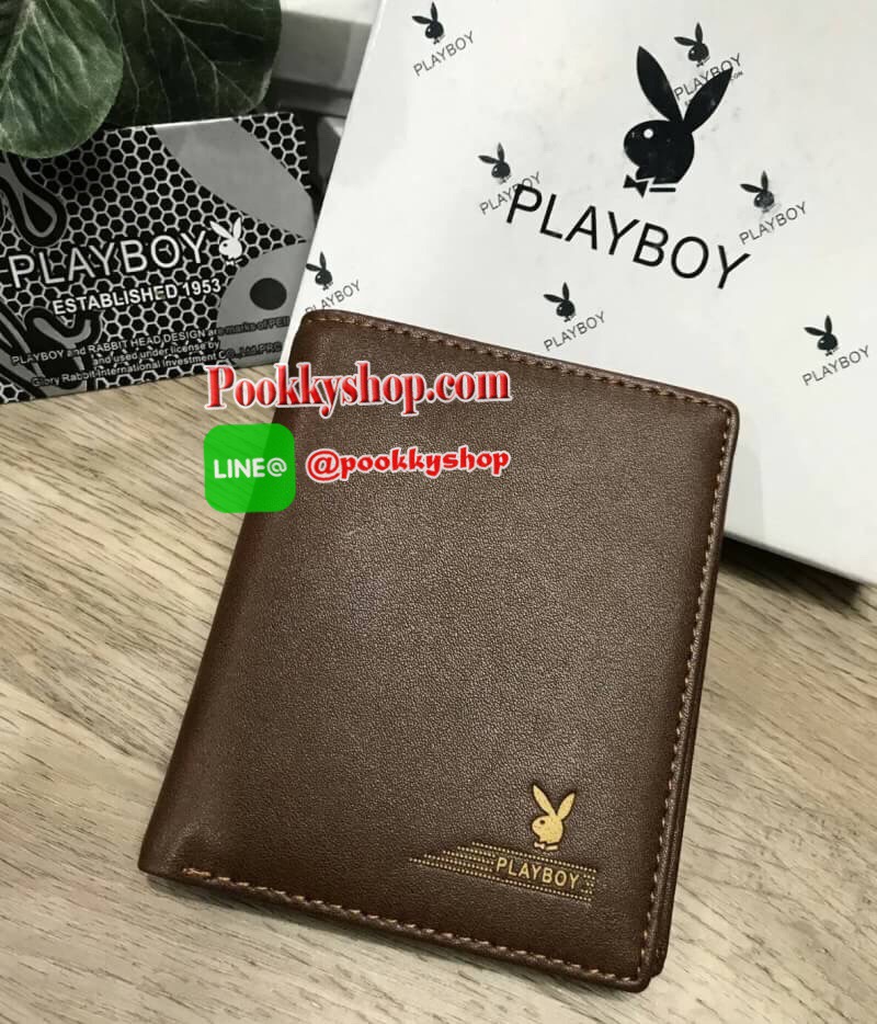 พร้อมส่ง4สี Must Have! PLAYBOY SHORT WALLET กระเป๋าสตางค์สั้นพับ2ตอน Limited Edition จาก Playboy วัสดุหนังแกะสังเคราะห์แบบนิ่ม ด้านหน้าและด้านในปั้มโลโก้แบรนด์ ขนาดกำลังดีไม่หนาพกพาสะดวกค่ะ ภายในมีทั้งช่องใส่รูป ใส่บัตร ช่องใส่ธนบัตร ซับในลาย Playboy ล๊อต