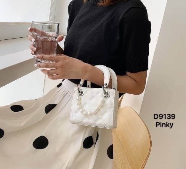 SALE ลดกระหน่ำเคลียร์สต๊อก 350 ส่งฟรี ems เลยจ้า สินค้าใหม่ไม่มีตำหนิ