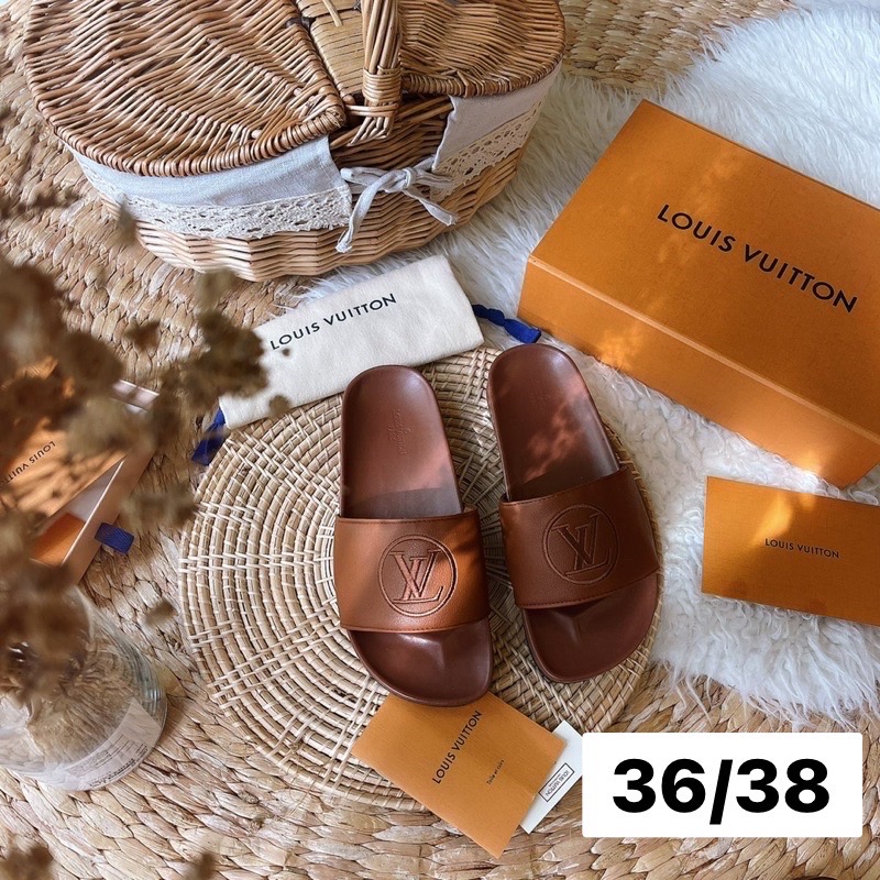 SALE ลดกระหน่ำเคลียร์สต๊อก 390 ส่งฟรี ems เลยจ้า สินค้าใหม่ไม่มีตำหนิ