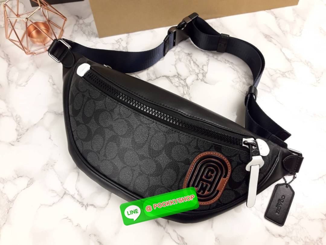 BLACK IN STOCK💥 BEST SELLER!!🔥🔥 >>>มาแล้วๆ ระดับตัวTOP รุ่นฮิต ที่ทุกคนรอคอย😎😎 COACH RIVINGTON BELT BAG IN SIGNATURE CANVAS WITH COACH PATCH(COACH 79037)🍁อย่างหล่อเลย สุดเท่ ลงตัวจริงๆ!! //⚠️