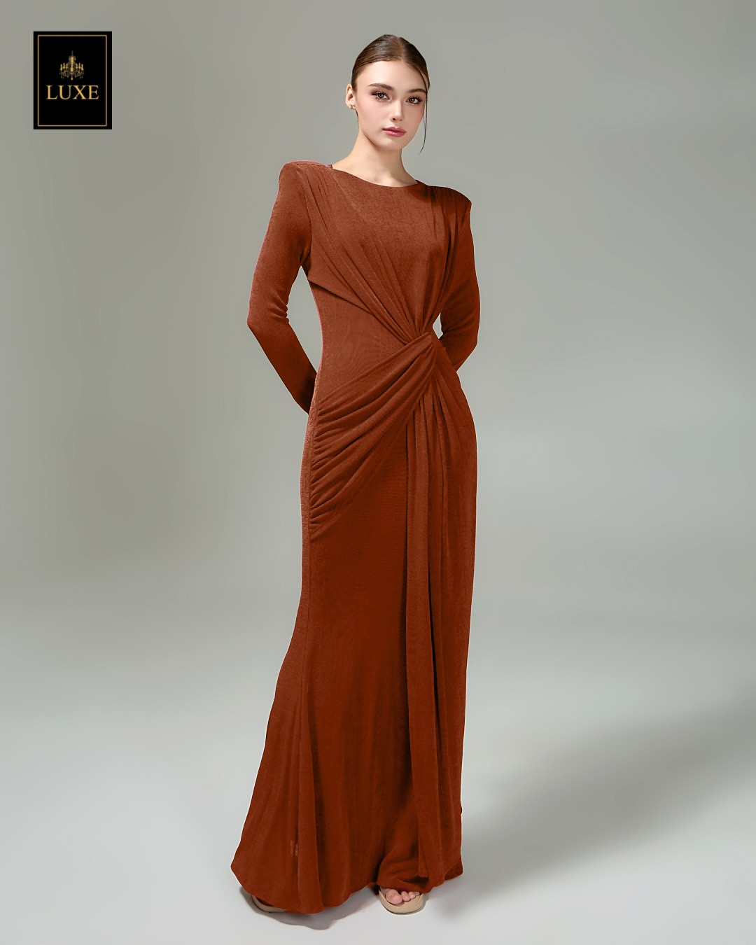 เดรสแฟชั่น แม็กซี่เดรสเสื้อคอกลมแขนยาว เสริมไหล่ กระโปรงยาวคลุมข้อเท้า