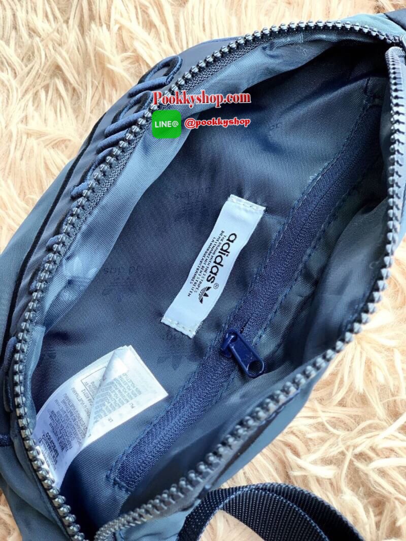 Adidas Originals กระเป๋า Funny Bum Bag (DV0224) กระเป๋าสะพายคาดอกหรือคาดเอวสไตล์สปอร์ต วัสดุNylon Polyester น้ำหนักเบา ใช้งานง่ายสะดวก มีช่องซิปใช้งาน2ช่อง ทั้งด้านหน้าและด้านหลัง สายปรับได้ยาวถึง105cm ดีเทลสวยๆเป็นโลโก้ปักลายแบรนด์แบบตัวนูนด้านหน้า ใช้งา