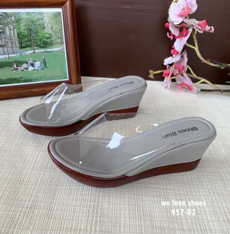 พร้อมส่ง รองเท้าส้นเตารีด พลาสติคใสนิ่ม ใส่สบายไม่บาดเท้า แบบขายดี น้ำหนักเบา สูง 2.5 นิ้ว