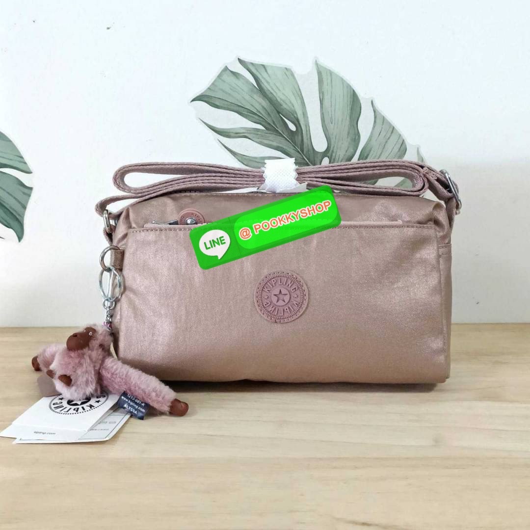 KIPLING Monkey program K16217 Seoul up sling bag รุ่น 3 ซิป สะพายข้าง ขนาดเล็กทรงสี่เหลี่ยมผืนผ้า วัสดุ Nylon 100% หลากหลายฟังก์ชั่นใช้งาน ครบครันในใบเดียว