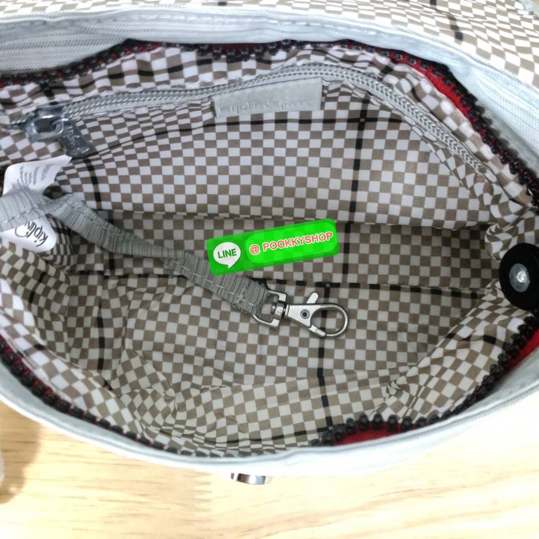 KIPLING SABIAN CROSSBODY MINI BAG กระเป๋าสะพายข้าง วัสดุ Nylon & Polyester 100% ขนาดเล็กกำลังน่ารัก เปิด-ปิดด้วยฝาปิดกระดุมแม่เหล็กและซิปแบรนด์ ด้านในทีแท็กแบรนด์