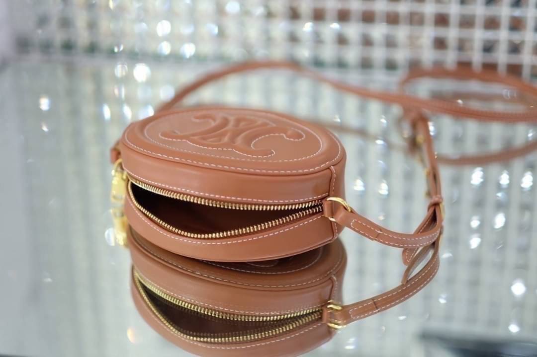 (Megaphone) มาอีกรอบละจร้าาา 💥ซีรีน ชนช๊อป สุดปังอลังการงานสวยงานดีหนังเลิศ โลโก้หนานูนหาที่ติไม่ได้ ได้งานไปแล้วต้องกรี๊ดๆๆ