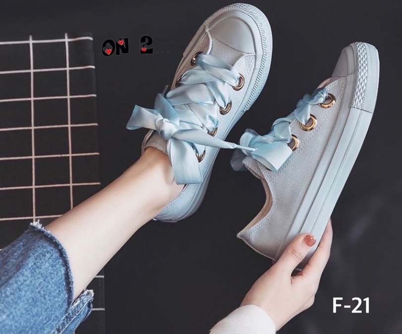 รองเท้าผ้าใบสีพาสเทลหวานงานสไตล์แบรนด์ สายริบบินผูกโบ งานน่ารักเกาหลีมากกก มี 3 สี