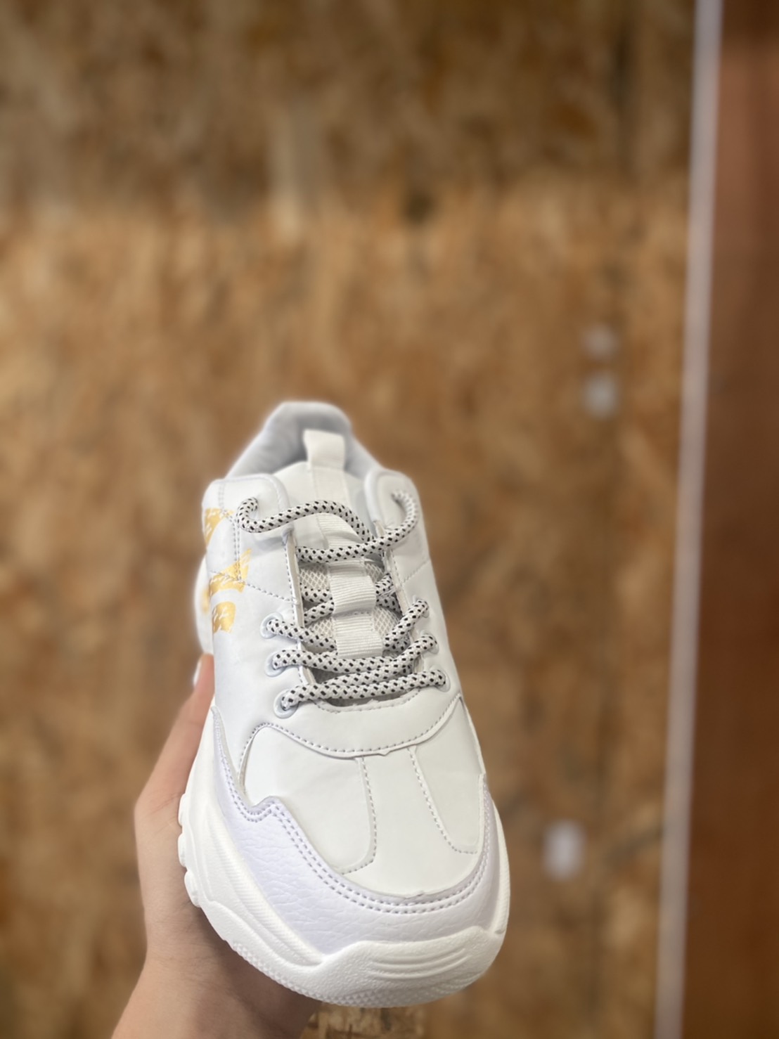 พร้อมส่ง รองเท้าผ้าใบก็อปแบรนด์ NY เสริมส้น หนังนิ่ม งานสวยมากกกคะ