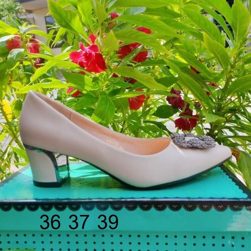 SALE ลดกระหน่ำเคลียร์สต๊อก 390 ส่งฟรี ems เลยจ้า สินค้าใหม่ไม่มีตำหนิ