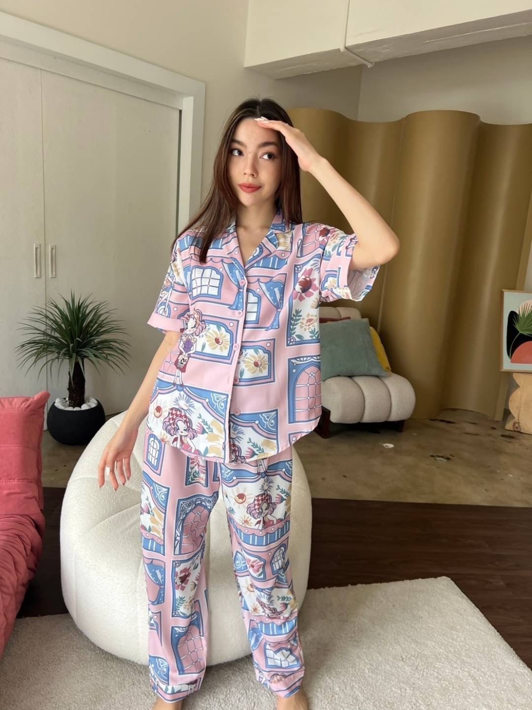 ✨✨𝑁𝑒𝑤 𝐶𝑜𝑙𝑙𝑒𝑐𝑡𝑖𝑜𝑛 ✨✨ บอกก่อนเลยว่าชุดนอน "เนื้อผ้าดีมีชัยไปกว่าครึ่ง" ทางร้าน คำนึงถึง "เนื้อผ้า" เป็น อ