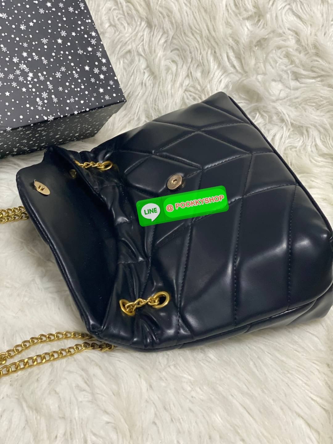 SAINT LAURENT Loulou Puffer Small shoulder bag material: leather internal details: fabric lining, internal zipped pocket colour of fastening: gold tone hardware adjustable chain and leather shoulder strap magnetic fastening