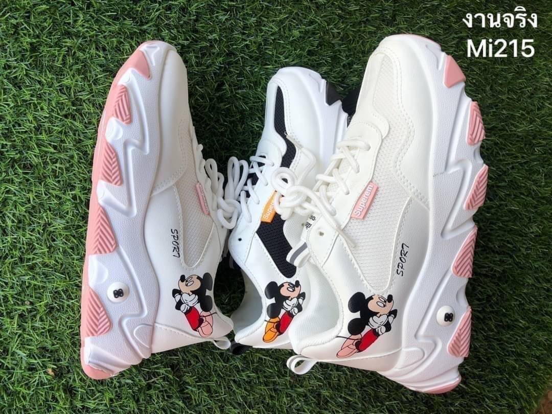 พร้อมส่ง Mi215 รอบ 2 ครบไซส์ ผ้าใบมิกกี้เมาส์ Mi215 งานนำเข้าแบบสวย งานดีมาก แบรนด์ suprem เพิ่มแบรนด์ Mickey ที่สาวๆชื่นชอบมาอีก แบรนด์หนักๆ ในราคาเบามากกก ผลิตจาก pu เกรดดีที่สุด ด้านในบุนิ่ม พื้นนิ่มมาก แต่งสีสวยเด่น ใส่เล่น หรือใส่วิ่งได้ ใส่กับชุดไหน