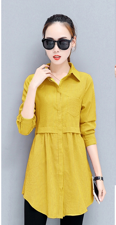 เสื้อเชิ๖แฟชั่นกระดุมด้านหน้า สีขียวนมลายริ้ว
