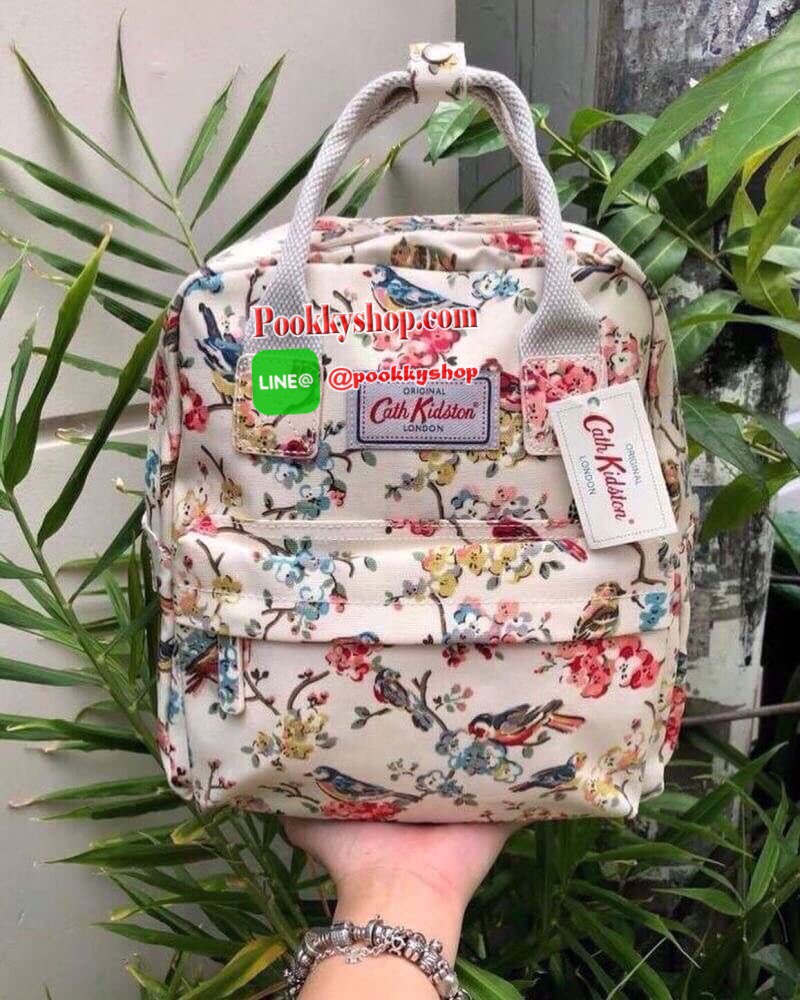Best Seller !! Cath Kidston Multi Strap Backpack กระเป๋าสะพายเป้รุ่นมินิ แบรนด์ดังสไตล์วินเทจสุดฮิต วัสดุ Canvas เคลือบกันน้ำสามารถเช็ดทำความสะอาดง่าย เปิดปิดกระเป๋าด้วยซิปสะดวกใช้ ด้านหน้าประดับโลโก้แบรนด์สวยโดดเด่น พร้อมช่องซิปด้านหน้ากระเป๋าอีกหนึ่งช่อ