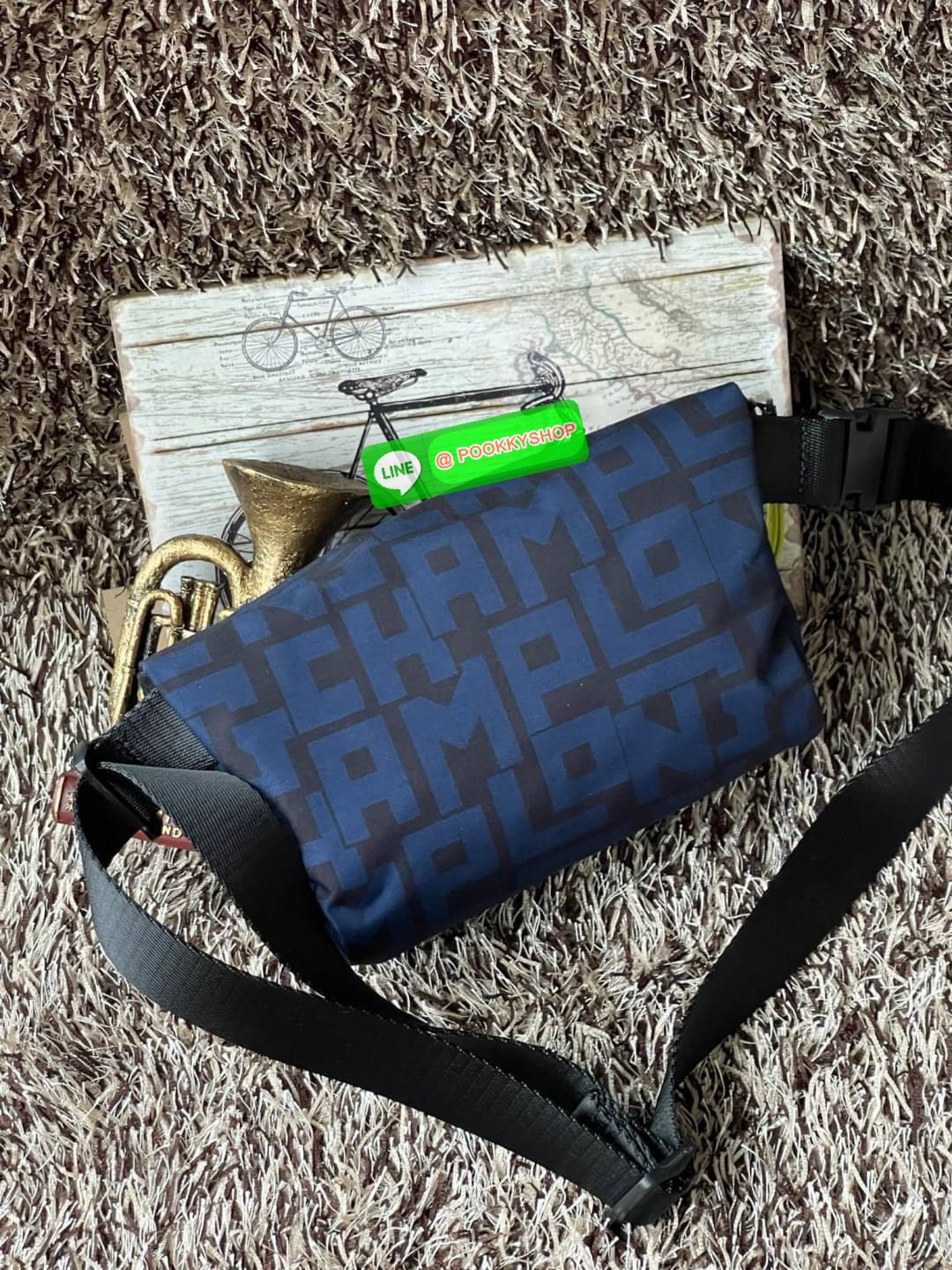 💕LONGCHAMP LE PLIAGE LGP BELT BAG M เท่ห์อย่างมีสไตล์กระเป๋าทรงคาดอกและคาดเอวดีไซน์แนวสปอร์ต เพิ่มความโดดเด่นทันสมัยด้วยลายซิกเนเจอร์ มีช่องซิปที่ใช้งานง่ายช่วยให้คุณหยิบใช้สิ่งของจำเป็นได้อย่างสะดวกและง่ายดาย และผสานสายรัดแบบปรับได้เข้ากับหัวเข็ม