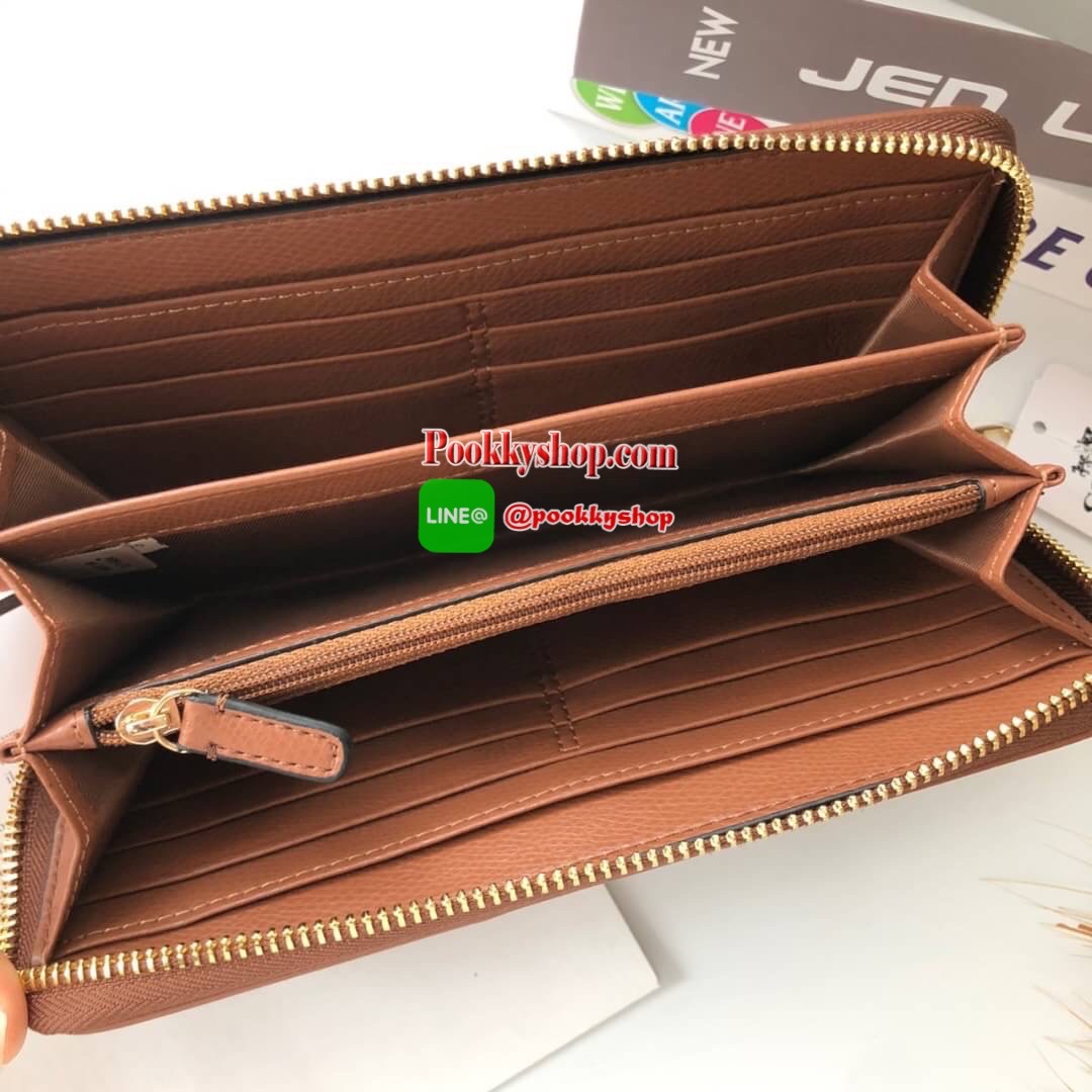 COACH Accordion Zip Wallet in Signature Coated Canvas with Leather กระเป๋าสตางค์ใบยาว เปิด-ปิดกระเป๋าด้วยซิปรอบ ด้านในมีช่องใส่บัตร ช่องใส่ธนบัตร และช่องซิปใส่เหรียญค่ะ
