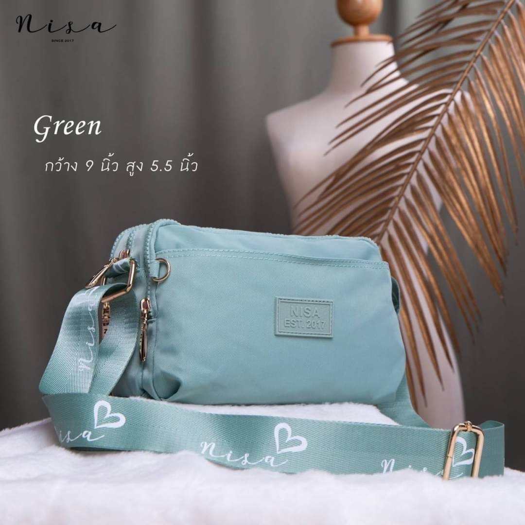 NISA BAGS พร้อมส่ง กระเป๋าสะพายข้าง NISA แบรนด์แท้ 100% งานผ้าร่ม สีสันสดใส น่าใช้ทุกสี ด้านหน้ามีป้ายโลโก้ หัวซิปปั๊มแบรนด์สวยทุกจุด เหมาะใช้ได้ทุกวัน ใส่ทำงาน ใส่ไปเรียน ใส่เที่ยว ได้หมด !! ช่องใส่ของเยอะมากค่ะ สายสะพายปรับระดับได้