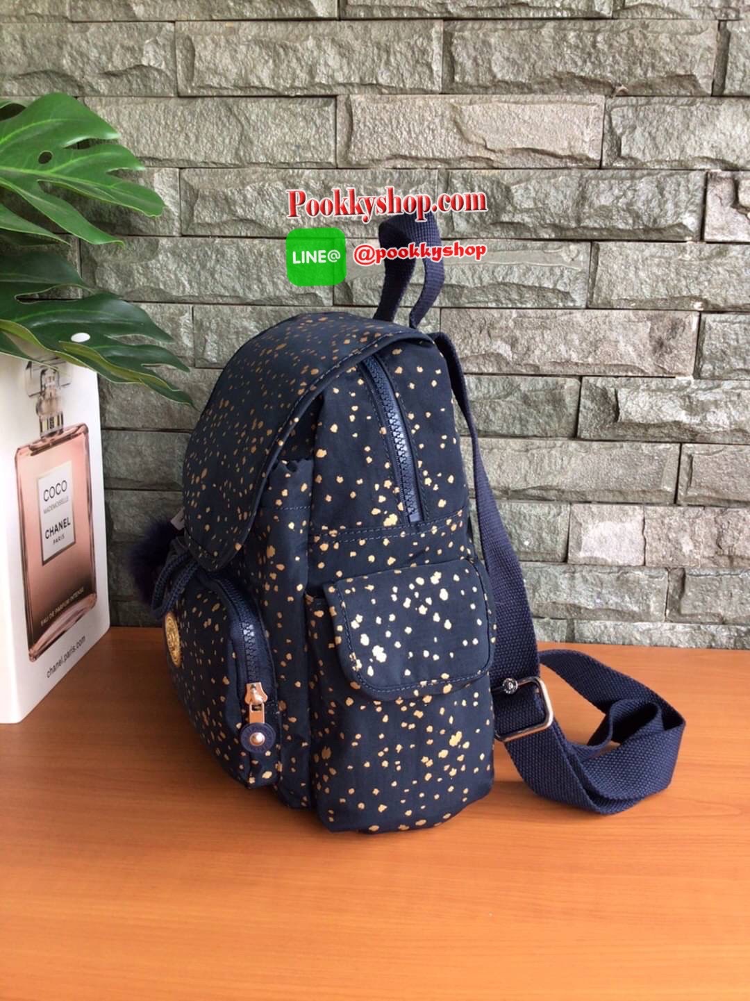 🚚 พร้อมส่ง 🚚 Kipling City Pack Mini Backpack รุ่น K12671 จาก Mayday collection วัสดุ Polyamide100% กันน้ำ แบ่งเป็น 3 ช่องการใช้งาน