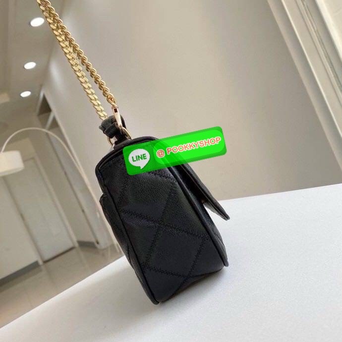 🖤 Tory Burch Willa Mini Top Handle Bag💚 • กระเป๋าหนังแท้เย็บลาย Diamond Quilt พร้อมโลโก้ Tory Burch สีทองกลางใบ • ทรง Mini Top Handle ถือได้ สะพายได้ สายโซ่ทองถอดได้ ปรับเป็น crossbody ได้สบาย