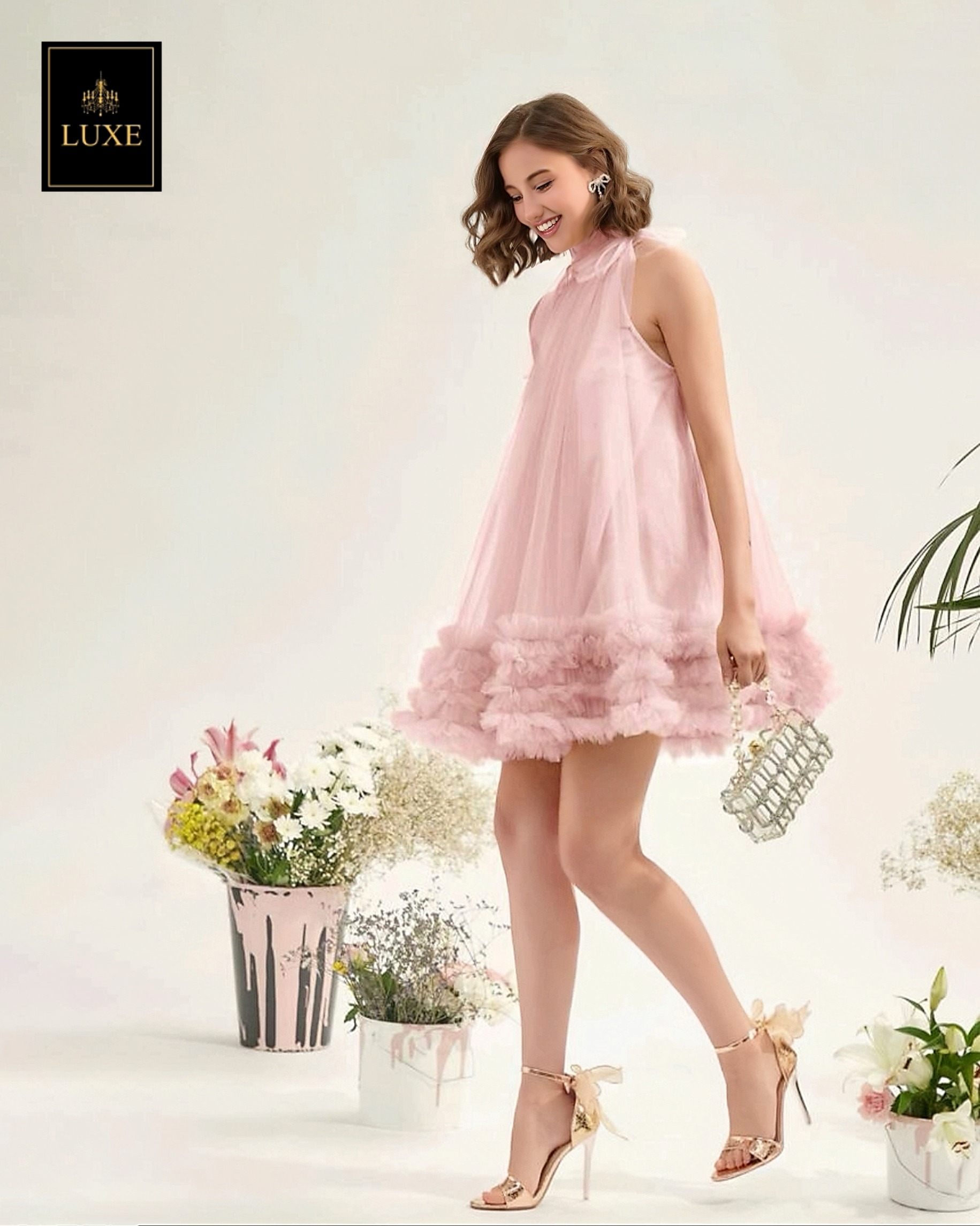 เดรสแฟชั่น เดรสเสื้อคอกลมแขนกุด กระโปรงบานทรงวงกลม