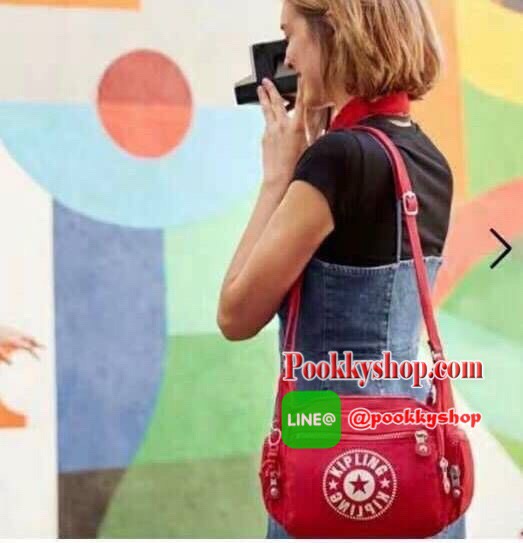 Kippling GABBIE S Crossbody Bag with Phone Compartment Bag รุ่นชนช้อป!! กระเป๋าสะพายทรงครอสบอดี้ แบบกระชับกับลำตัว วัสดุPolyamide100% มีช่องซิปใช้งานได้ทุกมุม ช่องใหญ่ภายในกว้าง ใส่มินิไอแพค กระเป๋าสตางค์ยาวและอื่นๆจุได้เยอะ สามารถสะพายได้ทั้งสายคู่และสาย