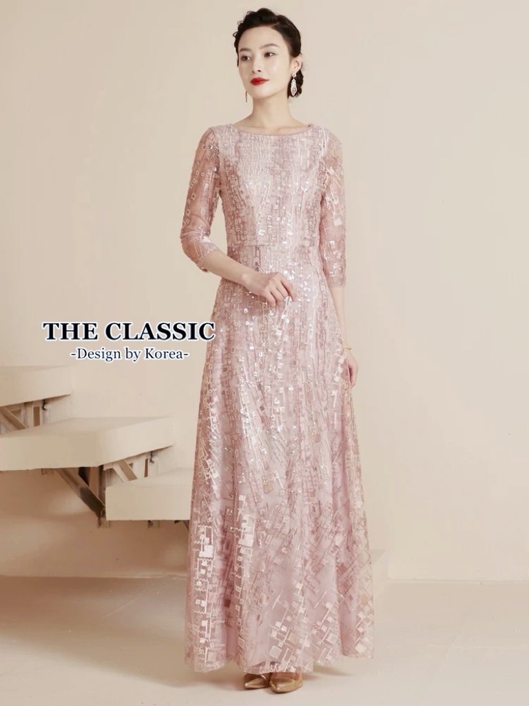 เดรสแฟชั่น เดรสออกงานปักเลื่อม ใช้ผ้าซีทรูเนื้อดีปักบวดลายเลขาคณิต