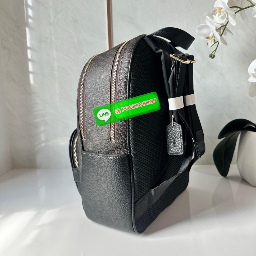 Coach Court Backpack In Signature Canvas 🔖กระเป๋าเป้สะพายหลัง ขนาดกำลังดี สะพายได้ทุกโอกาส 🔖วัสดุ : หนังแคนวาส ตัดหนังแท้ 🔖เปิด-ปิดแบบซิป ด้านในมีกระเป๋าซิปและกระเป๋าอเนกประสงค์ ปิดด้วยซิปคู่ มีซับในผ้า มีช่องซิปด้านนอก 🔖สา