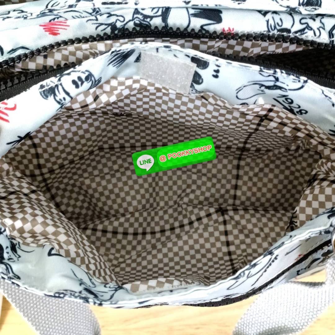 KIPLING ELISE HANDBAG กระเป๋าถือและสะพายไหล่ วัสดุ Nylon +Polyester ขนาดกำลังพอดี จุของได้มาก มีหูจับสองสาย ถือสะดวก น้ำหนักเบา มีช่องซิป ด้านหน้า ช่อง กระเป๋าหลักเปิด-ปิดด้วยซิป มี3 ช่องว่างใส่ของได้จุมากๆ ใส่มือถือได้ กระเป๋าสตางค์ใบยาว และ เครื่องสำอาง