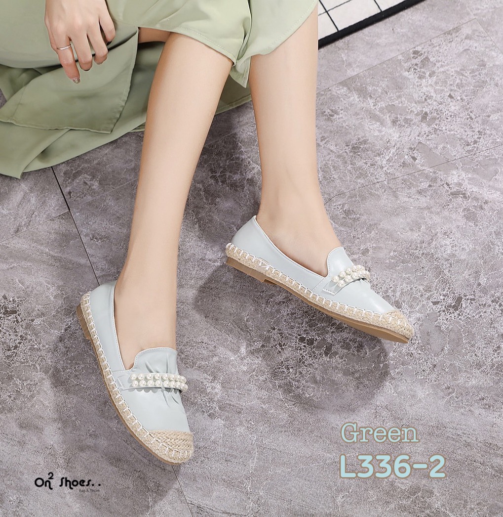 รองเท้าคัชชูหนังทรงEspadrilles แต่งขอบและหัวด้วยปอกระสอบหน้าขับจีบประดับมุกงานสวย ดีเทลน่ารักน่าใส่สินค้าเป็นงานวัสดุเกรดดี งานมีกล่อง