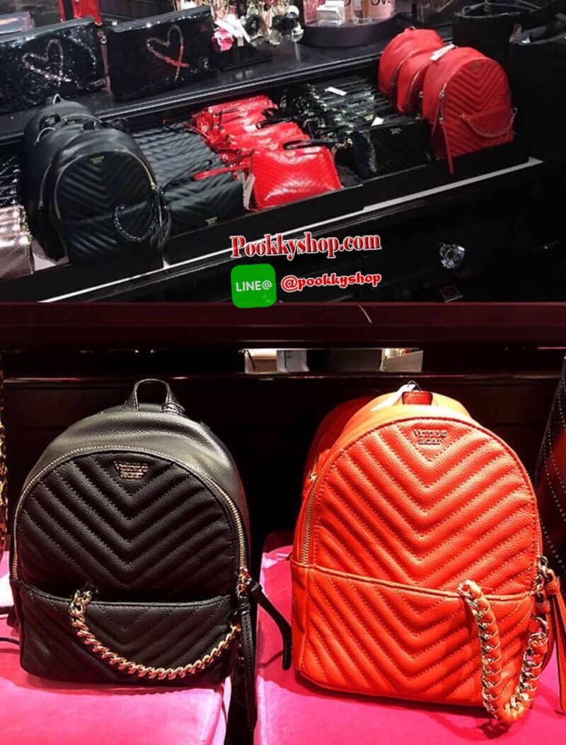 Top Seller กระเป๋าเป้ สะพายหลัง ไซส์มินิ ยี่ห้อ Victoria's Secret กระเป๋าเป้สะพายหลังขนาดน่ารักๆ เปิดปิดด้วยซิป ด้านในบุผ้ามีช่องเล็ก ด้านหน้ามีช่องเล็ก ประดับโซ่ สายสะพายหนังต่อโซ่ สายสะพายปรับระดับได้