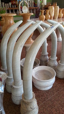 งาช้างคู่ หินอ่อน ขนาดสูง 180 ซ.ม.