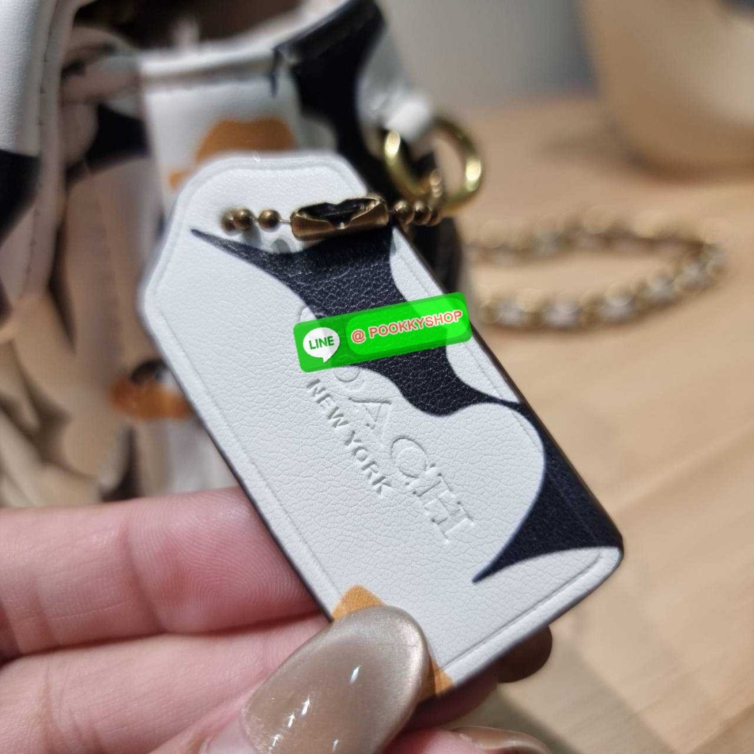 COACH CR702 TABBY SHOULDER BAG 20 WITH QUILTING AND FLORAL PRINT 🔆 Details ไอเท็มใหม่ สวยเกินเรื่องไปมาก! ดีไซน์ลวดลายดอกไม้สดใสตัดกับโทนสีคลาสสิคได้อย่างลงตัว