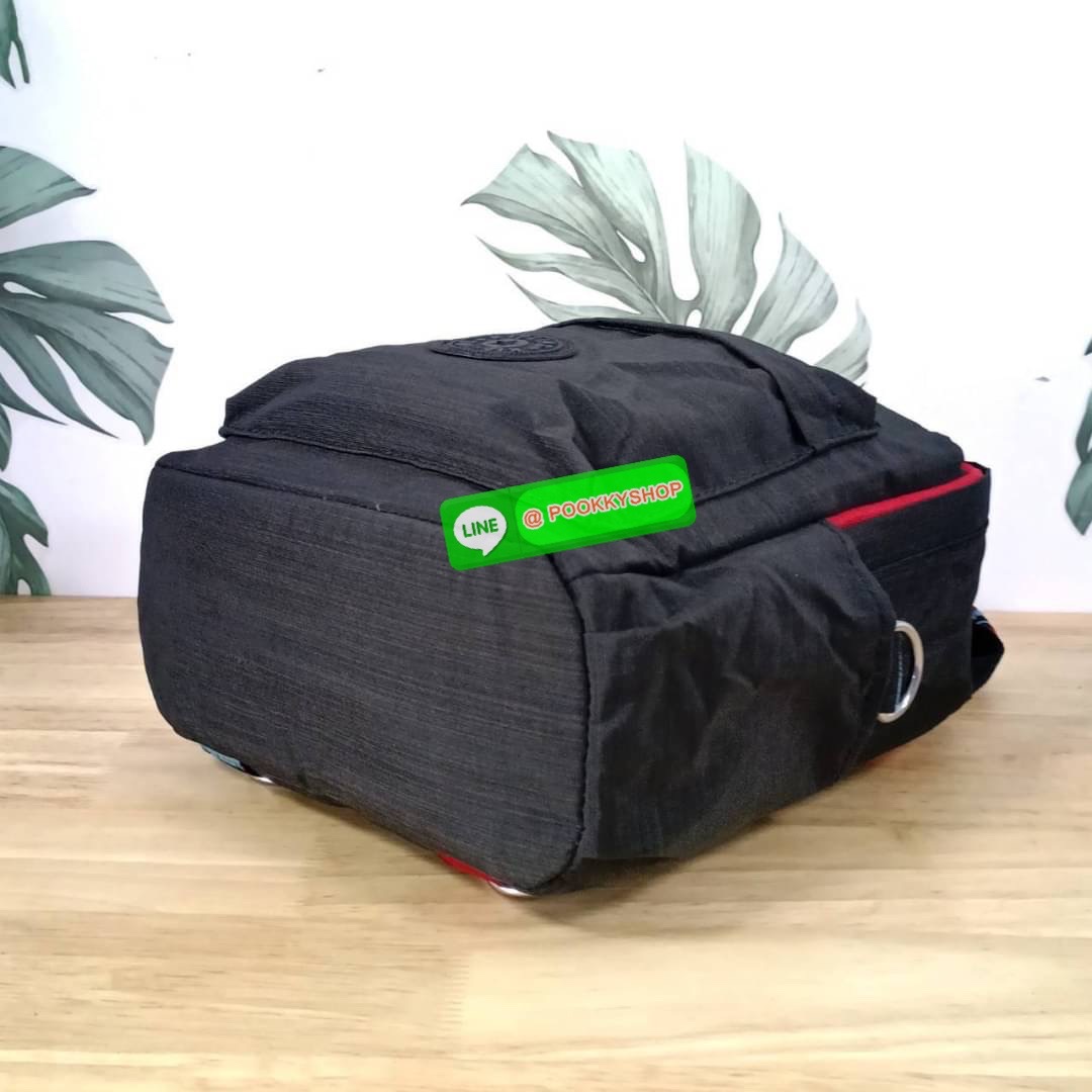 KIPLING 3 WAYS MINI BACKPACK ซับในลายตาราง กระเป๋าสะพาย 3 Ways รุ่นใหม่ วัสดุ Nylon & Polyester 100% หูหิ้วหนังปั๊มชื่อแบรนด์ สายสะพายยาวเลื่อนปรับได้ free size และ สามารถถอดได้ สามารถถือหรือสะพายได้ จะสะพายไหล่ สะพายเฉียง Crossbody หรือจะคล้องสายเป็นเป้ส