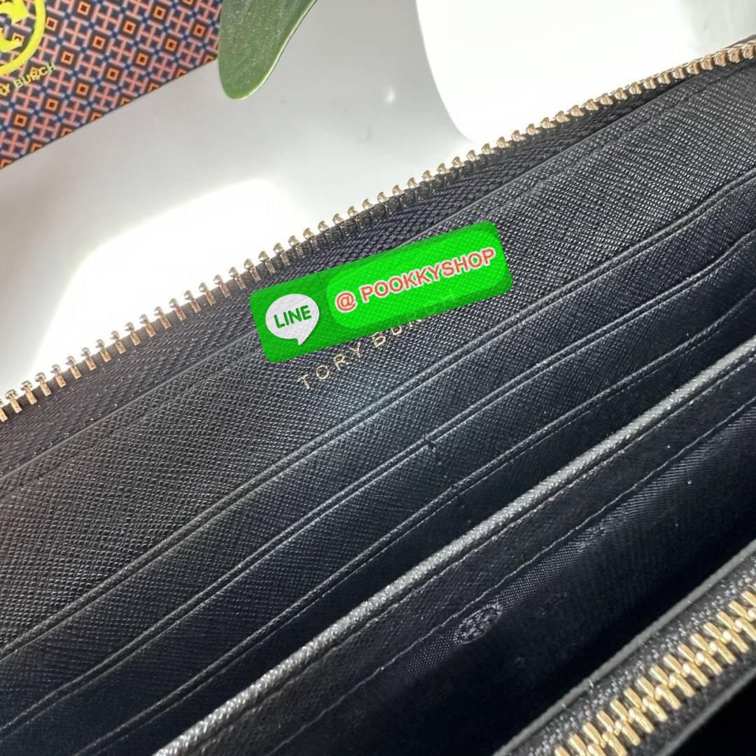 TORY BURCH ROBINSON MULTI GUSSET ZIP CONTINENTAL WALLET กระเป๋าสตางค์ใบยาว แบ่งสัดส่วนด้วยช่องซิปตรงกลางสำหรับใส่เหรียญ มีช่องใส่บัตร และใส่ธนบัตรได้ วัสดุหนังแท้ เปิด-ปิดกระเป๋าแบบซิปรูด ใส่โทรศัพท์มือถือได้ วันชิวๆพกกระเป๋าสตางค์ใบเดียวสะดวกมากค่ะ