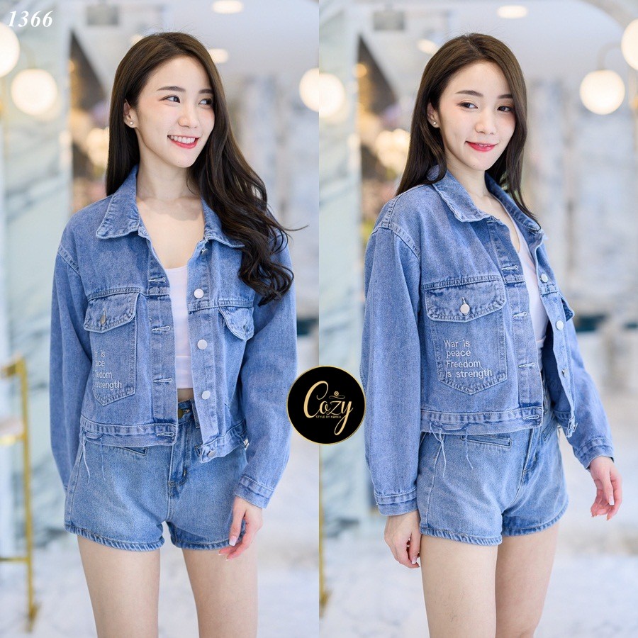 เสื้อแฟชั่น เสื้อครอปยีนส์ฟอกแขนยาวติดกระดุมเงินปลายแขน อกผ่าหน้าติดกระดุม 5 เม็ด