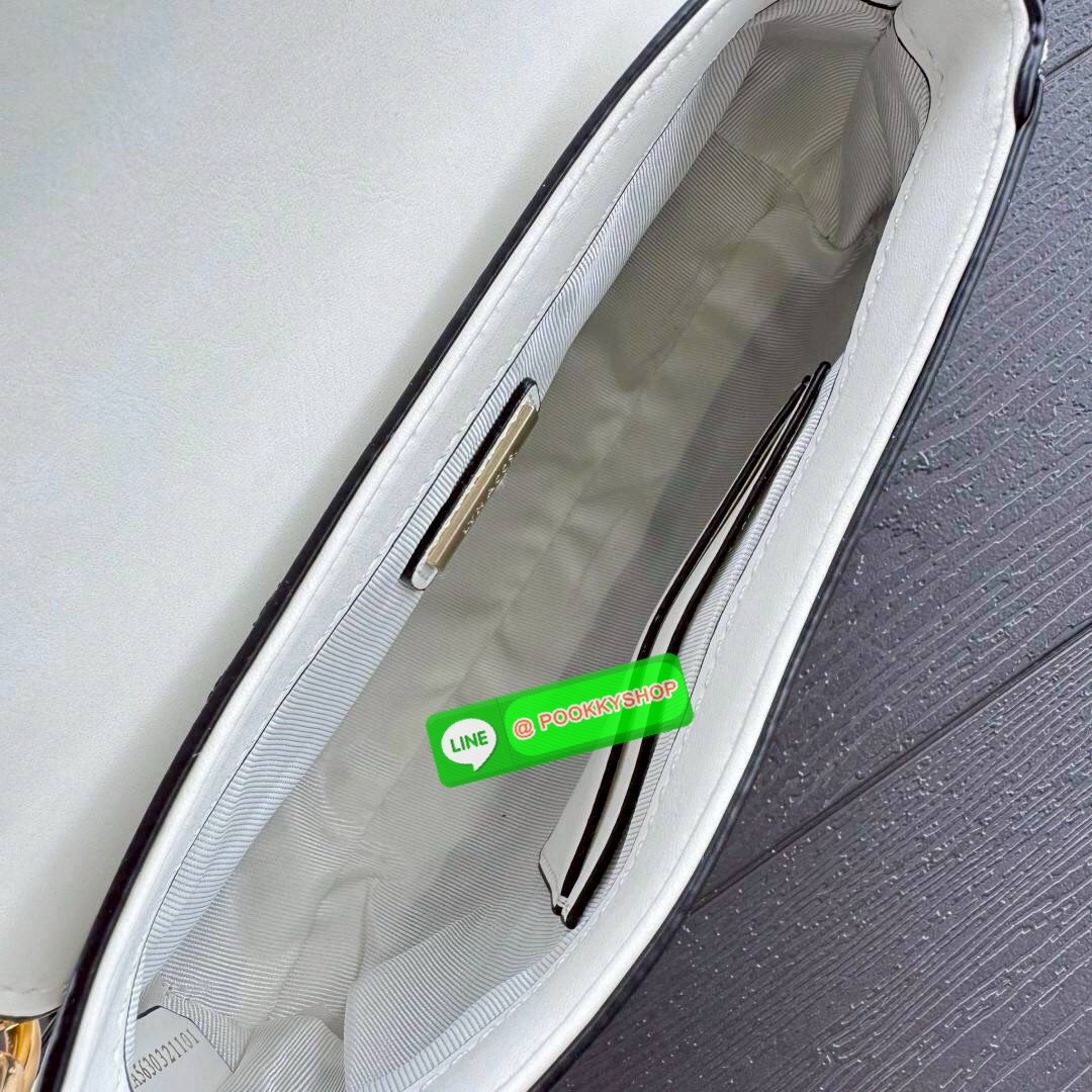 กระเป๋า LYN