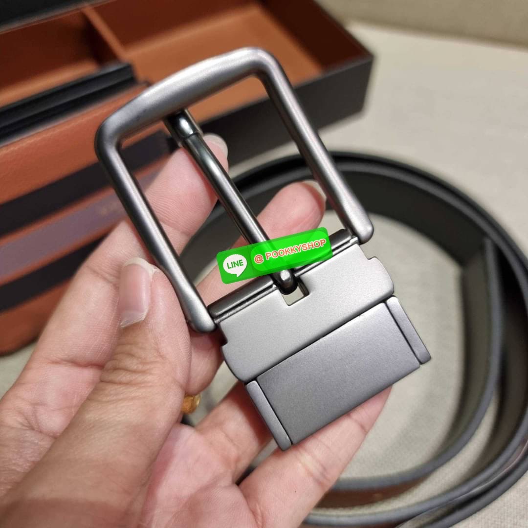 COACH F75399 COMPACT ID WALLET IN VARSITY LEATHER WITH BELT MIX GIFT BOX SET Set สุดคุ้ม!! ลิมิเต็ด!! สำหรับหนุ่มๆ ที่จับคู่เซ็ทกระเป๋าสตางค์รุ่นยอดฮิต และเข็มขัดหนัง pepble มาใน package Coach gift box คุ้มค่ามากๆ กระเป๋าสตางค์หนังวัว สวย นิ่มไปอีก ยังไม่